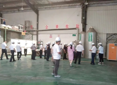 湖南省人大黨委會黨組副書記、副主任謝建輝調(diào)研蒞臨錦勝科技開展立法調(diào)研